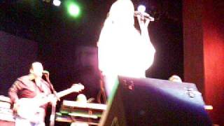 The Bees Lee Ann Womack Style Ada Ohio 09/25/10