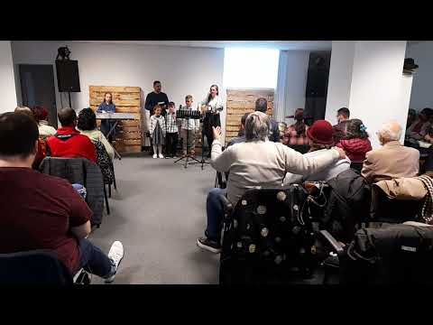 O Cântare Plină de Har! Familia Stoica