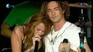 Miley Cyrus Feat David Bisbal -When I Look At You-Rock In Rio Madrid Live