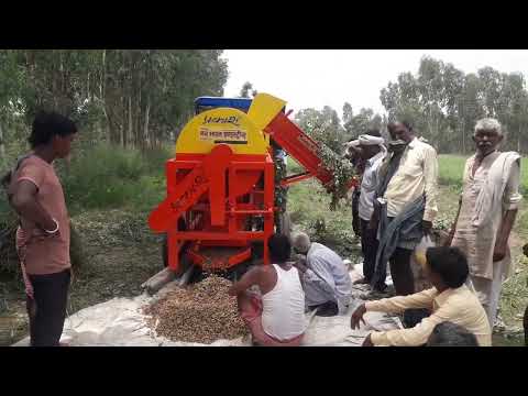 Groundnut thresher