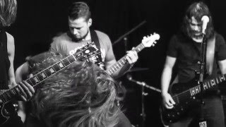 Honeyroll - Bottoms Up