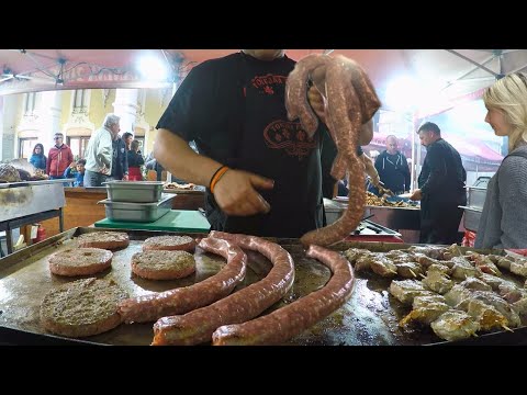 Street Food from Italy. Tuscan XXL Sausages, Beef 'Tagliata', Ribs and more Food.