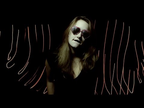 Pores - Hand Sand Hands