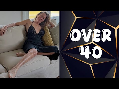 Natural Older Women Over 40 | Timeless Fashion & Beauty | Age is Just a Number | Ep:328