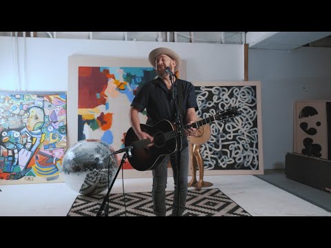 Kristian Bush - Drink Happy Thoughts (Official Acoustic Video)