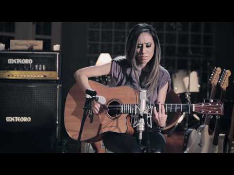 THE SOUND OF MY ROOM - Lari Basilio - DVD The Sound Of My Room - live