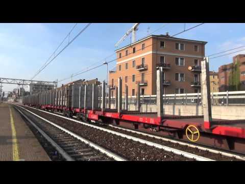 E.483-009 NORDCARGO TRANSITA CON CARRI PIANALE. MILANO LAMBRATE. 26 - 9 - 2015.