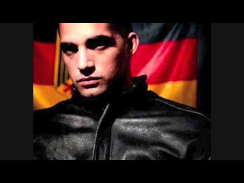 MOMO & JMF (COUSIN JMF)  - WIE WEIT (2008) Skyline Records