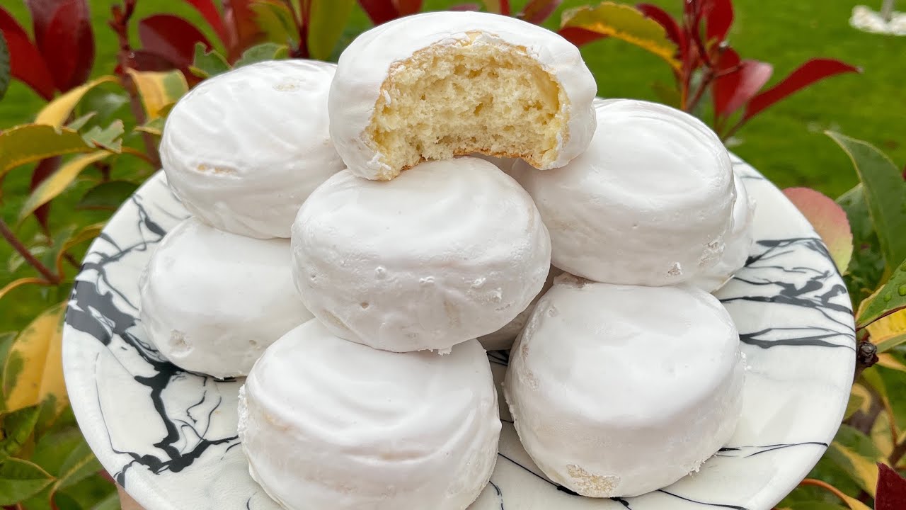 Snow white biscuits ❄️ with lemon flavor 🍋