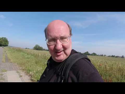 MongoTV_3268 - English Vlog_0154 - HEATWAVE - I Go Outside a Bit