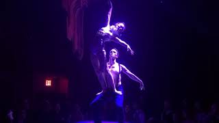 Download Lagu Adagio Duo Acrobatic hand to hand acts j22AA180419 Thumbnail