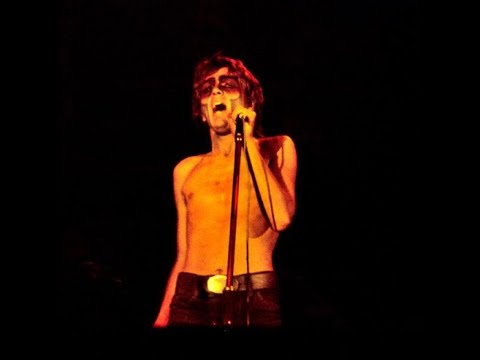 GENESIS - The Lamia (live in Los Angeles, 24/01/1975)