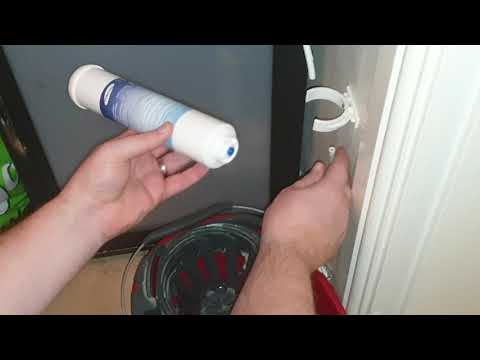 How to change the water filter in a Samsung American Fridge Freezer 🔧