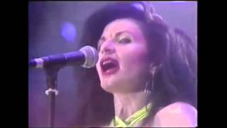 Alaska y Dinarama : Quiero ser santa ( HQ )