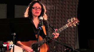 Lucy Kaplansky - "The Beauty Way" (Live at WFUV)