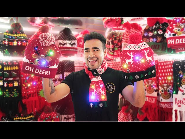Vídeo relacionado con 2 en 1 Gorro y Bufanda Navideños con LED, Gorro de Punto y Bufanda con Luz, Regalos Unisex para Niños y Adultos
