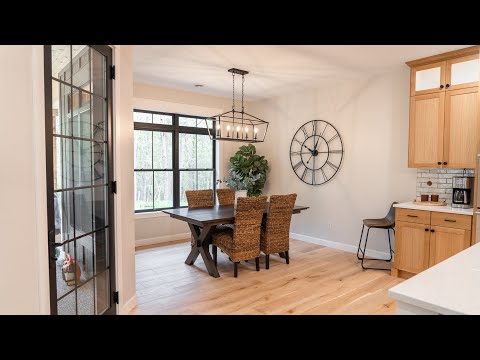 GORGEOUS New Modern Farmhouse New Build