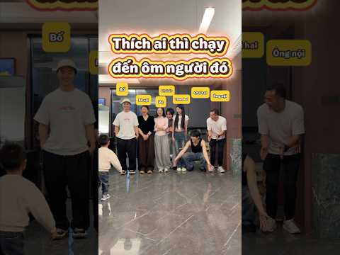 Thử Thách Thích Ai Thì Chạy Đến Ôm Người Đó 🤪 #trending