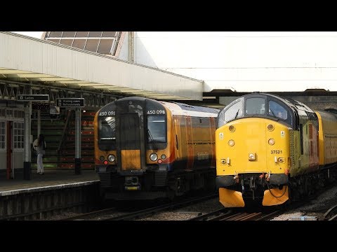 37521 With The Network Rail Test Train at Surbiton