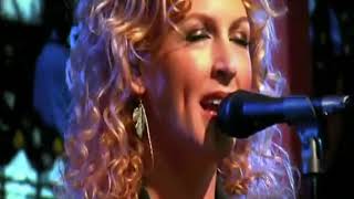 Walmart Soundcheck - Little Big Town - "I'm With the Band" (2007)