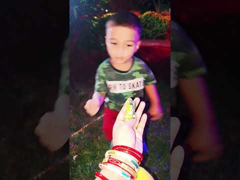 Chocolate kon khaayega 🍫#youtubeshortsyoutubeshorts #shortsfeed#shorts#chocolate