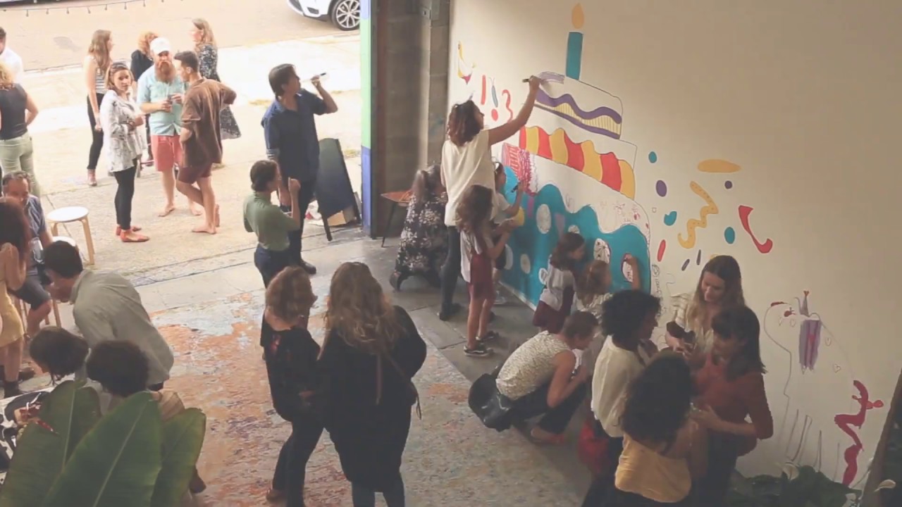 Take a captivating peek into Hudson Street Hum.