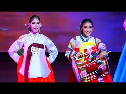 ALCAZAR CABARET 2015 © - ARIRANG