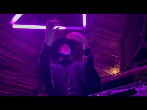 Aiwaska Feat. Aquarius Heaven - Dose