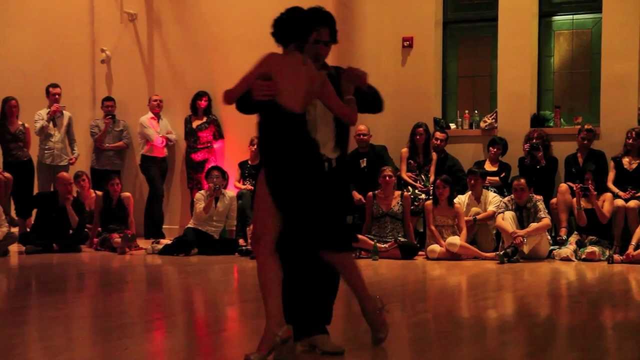 Moira Castellano et Gaston Torelli, le 19 mai 2012. Tangos.