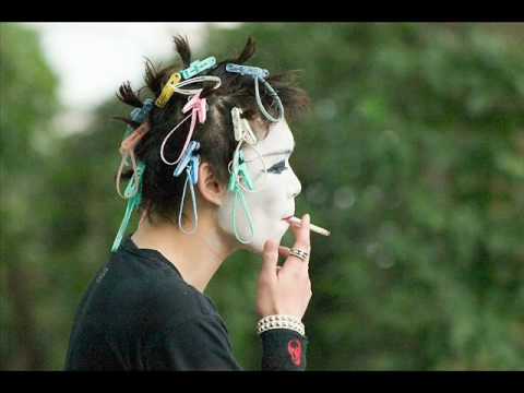 Airyz & Amniamnyz - Paprastas Gyvenimas Su (savo) Noru