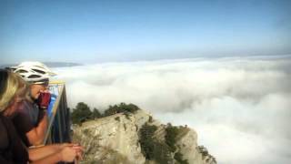 preview picture of video 'flight to clouds. Ай-Петри (из серии осенний Крым 2012)'
