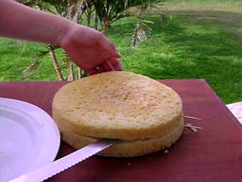 download lagu mp3 mp4 Bolo De Morango Com Baunilha, download lagu Bolo De Morango Com Baunilha gratis, unduh video klip Bolo De Morango Com Baunilha