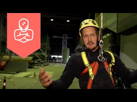 Persönliche Schutzausrüstung gegen Absturz - RiskBuster Stuntman Holger Schumacher