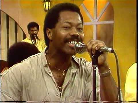 FAUSTO REY - El Pajaro Herido (80's)