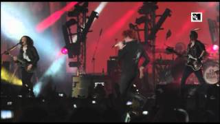 My Chemical Romance - Planetary (GO!) (LIVE at MTV Winter 2011) [HQ]