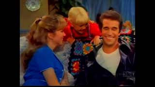 HAPPY DAYS - Season 10 - Opening &amp; Closing - Theme Song Credits - Intro
