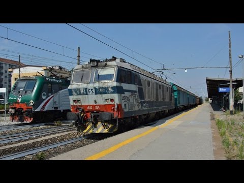 E633.204 Trenitalia nei colori originali FS con l'Interzona Milano-Torino