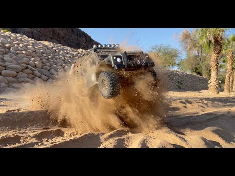 BASHING my TRAXXAS TRX4 Landrover Defender in the FISH RIVER CANYON in NAMIBIA (Ai-Ais)