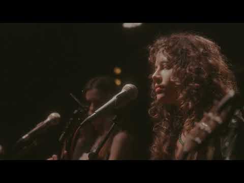 Roof Cats - Ghillie Dhu (Live in Sneaky Pete's)