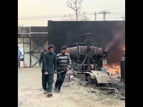 Unbelievable ...! A Damaged Aqua Cruise Ship Engine Block Forged Into a Powerful Flour Mill Roller