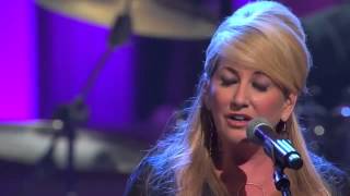 Lee Ann Womack performs George Jones' The Grand Tour Live at the