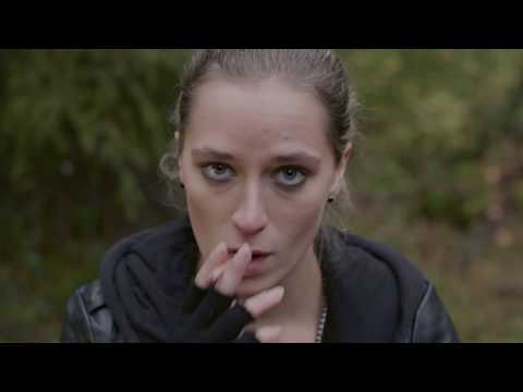 Huvudroll som ”Alex” i 15 minuter lång kortfilm. Var nominerad i Stockmotions Filmfestival 2017.