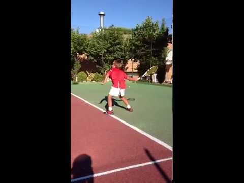 Tennisset: Daniel Mérida golpes de fondo (Slow Motion)