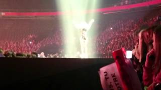 M.pokora - "Go mama"