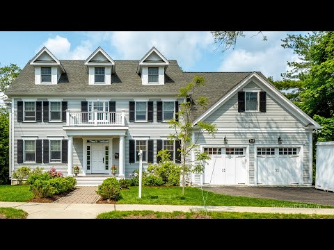 39 Beethoven Ave, Newton MA - Deedee Antonelli - Tel: 617-799-8189