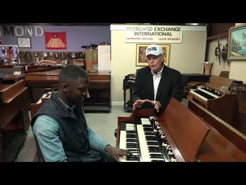 Hammond B3 Bass Pedals (Using Two Feet) Keyboard Exchange International