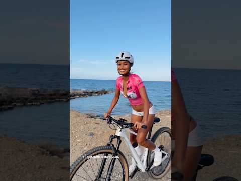 Find joy in the little things — they’re what make life beautiful 💛”