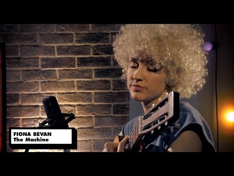 The Machine by Fiona Bevan - Transmitter TV secret live session