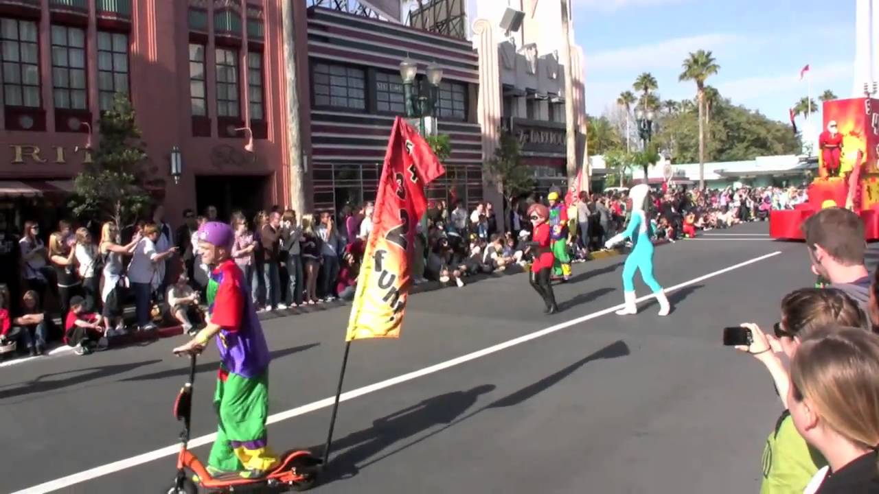 Pixar Pals Countdown to Fun! Parade - opening day