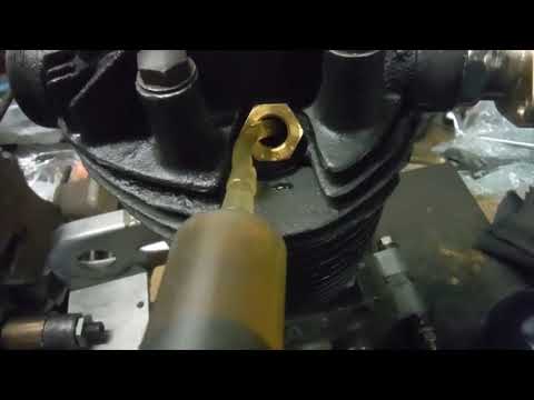 Compression ratio measuring and calculating on the JAP 250 engine.